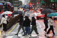 다음주엔 '호우특보'라니…오락가락 가을비, 언제까지?