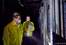 이재명 대통령, 휴가 중 국정자원 화재 현장 찾아 "전산자원, 국방에 비견"