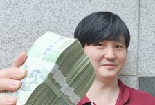 30년 만에 연락해 "300만원 빌려줘"…거절하자 욕먹은 개그맨