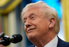 트럼프, 노벨평화상 불발에도 "기쁘다"…내년 수상 기대감