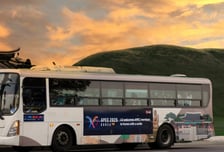 LG, 'APEC 회의'  총력 지원…경주에 '달리는 홍보대사' 운영