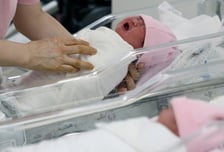 20대 인구, 70대 보다 적어졌다...100년만에 첫 역전