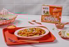 "분식점 떡볶이를 집에서"…농심, '생생납작떡볶이면' 출시