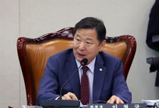 국감 시작부터 진통...산자위 증인 추가 이견으로 개의 지연