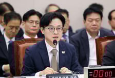 김정관 산업장관 "한수원-웨스팅하우스 비밀계약 공개, 바람직하지 않아"