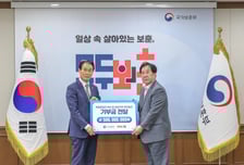 우오현 SM그룹 회장, 독립유공자 후손 생활 돕기에 5억원 후원