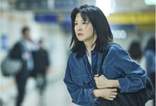 이영애와 마약의 낯선 병치, 정숙의 짜릿한 균열?