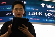 개인이 떠받친 코스피… 1조원어치 샀다