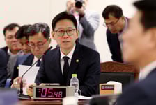 과기부 '부총리 승격' 후 첫 국감 등판… AI·R&amp;D 공방