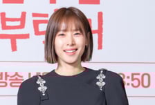 '이동건과 이혼' 조윤희, 딸 로아 동생 입양?…"선한 영향력"