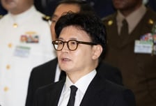 한동훈 "이재명 대통령 절차 어기고 수사 개입...윤석열과 똑같다"