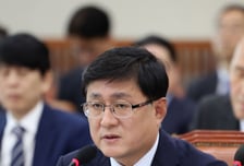 기후장관 "발전 공기업 통폐합 착수…재생에너지공사 설립 검토"