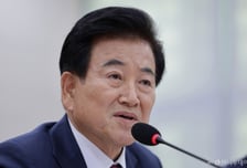 정동영 "남북 두 국가론, 정부 입장될 것…APEC 계기 북미 정상회담 가능성 커"