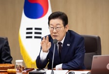 李대통령 "집값, 폭탄돌리기… 언젠가 사고 터진다"