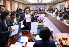 법사위, 대법원에 이 대통령 사건 처리 기록 요구…대장동 수사 검사 증인 채택