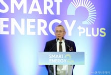 "탈탄소 일방통행 아냐…전기화, 새 기술·연료 전환에 필수"