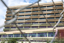 캄보디아 구금 한국인 4명, 국적기로 돌아와…전세기 투입도 검토