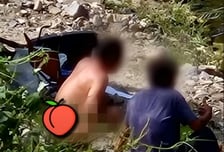 여성 손님의 '비명'…중년 남성, 식당 뒤 하천서 '알몸 낚시'