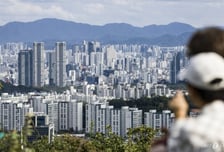 소득은 줄고 아파트 구입은 늘고…2분기 가계 여윳돈 증가폭 축소