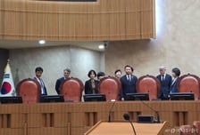 국민의힘 주진우 "민주당, 대법원 법대까지 올라 사법부 짓밟아"