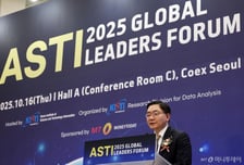 "AI 패권·관세전쟁, 기술혁신으로 새 도약기회 삼아야"