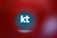 KT 불법기지국 피해자 2000명 확대…황정아 "형사 책임져야"