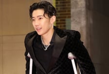 유방암 행사서 '몸몸몸매' 열창한 박재범…"무페이였는데" 사과