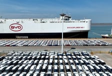 "해외 나가야 산다"…중국 전기차 올해 수출 90% 급증