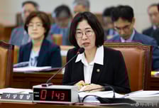 "강릉 가뭄은 인재였다" 지적에…기상청장 "예측 틀렸다" 시인