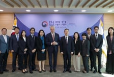 정성호 법무부 장관, 유엔난민기구 최고대표와 면담