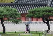 [내일 날씨] 돌풍·천둥 동반 요란한 '가을비'…오후부터 차차 그쳐