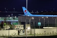 캄보디아 구금 64명 인천 도착 임박… 호송 차량·경찰 대기