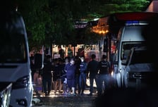 "대부분 피의자" 캄보디아 송환 64명 한국 도착…즉시 경찰 압송