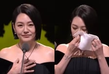 故서희원 똑닮은 '구준엽 처제' 시상식 무대서 오열…"언니 그리워"