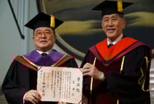 구자열 LS그룹 이사회 의장, 日 와세다대 '명예 법학학사 학위' 받아