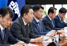 당정, 연말연초 서울 지역별 주택공급계획 발표…"재건축 위한 법 개정"