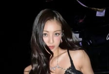 "이런 모습 처음"…트와이스 지효, 시스루 패션 '파격