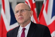 "위협 드론 격추해" 영국, 군 권한 확대 검토…공항 등 대상지도 넓힐 듯