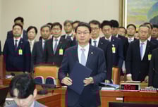 스테이블코인 '불법거래' 우려…이억원 "안전장치 포함 연내 법안 제출"