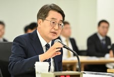 김동연 "부동산 세제는 민감한 문제…절대 쓰면 안된다는 정책은 없어"