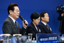 [속보]이재명 대통령 "방산, 정부 역할 중요…국방비 대폭 늘릴 생각"