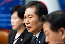 [속보]정청래 "재판소원, 당 지도부안으로 법안 발의…당론 추진"