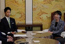 자민·유신 오후 6시 연정 공식화…다카이치 내일 첫 일본 女총리 눈앞