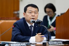 "우크라 재건사업, 尹 주가조작만 남아" VS "다른 돈 벌 곳 있냐"