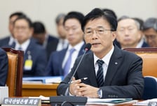 박상진 산은 회장, 명륜당 부당대출에 "저도 보고 받고 곤혹스러워"