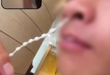 '콧속에 이걸 왜' 엽기 행각 고교생, 체육복에 딱 걸렸다…학교·부모 사과