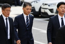 'SM 시세조종 의혹' 카카오 창업자 김범수 1심 '무죄'