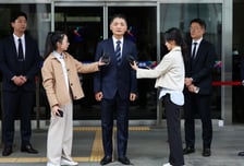 김범수 '무죄', SM 시세조종 혐의 벗었다…수사관행 꼬집은 재판부