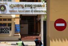 "돈 주면 폰 내줘" 캄보디아 범죄 증거 없앴나…초기화된 폰에 난항 예상