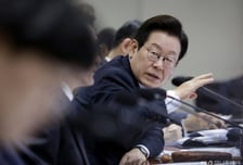 이재명 대통령, 산재 또 질타···"'사람 죽어도 괜찮다'면서 일 시키나"